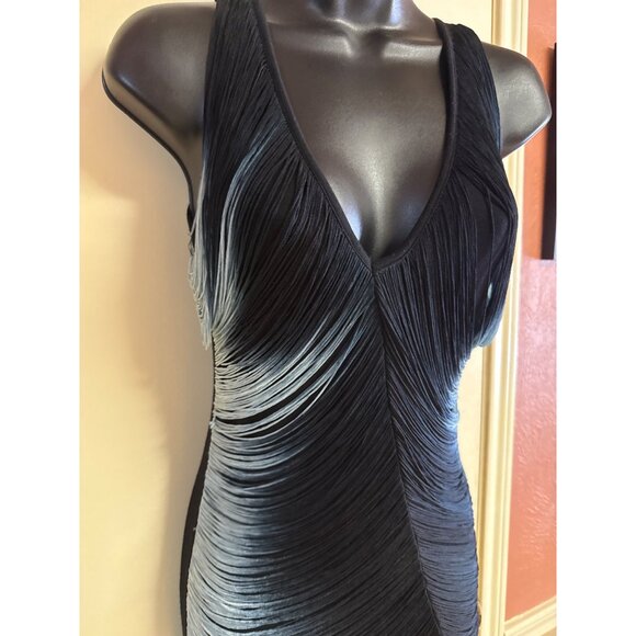 V-Neck Black Fringe Ombre Sleeveless Dress - Picture 2 of 9